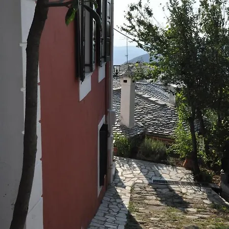 ολόκληρος χώρος 4 ατόμων στο κέντρο της πορταριάς Prázdninový dům