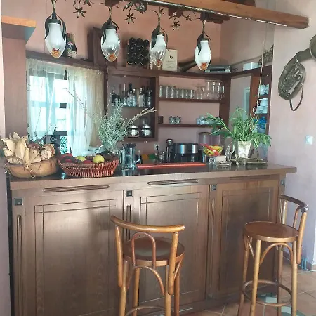 Prázdninový dům ολόκληρος χώρος 4 ατόμων στο κέντρο της πορταριάς